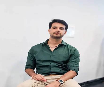 Rakesh Yadav - Manager (Solutions)